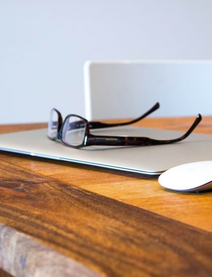 macbook-336704_1920